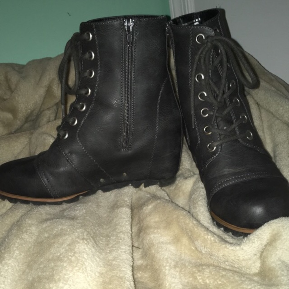 Boot wedges